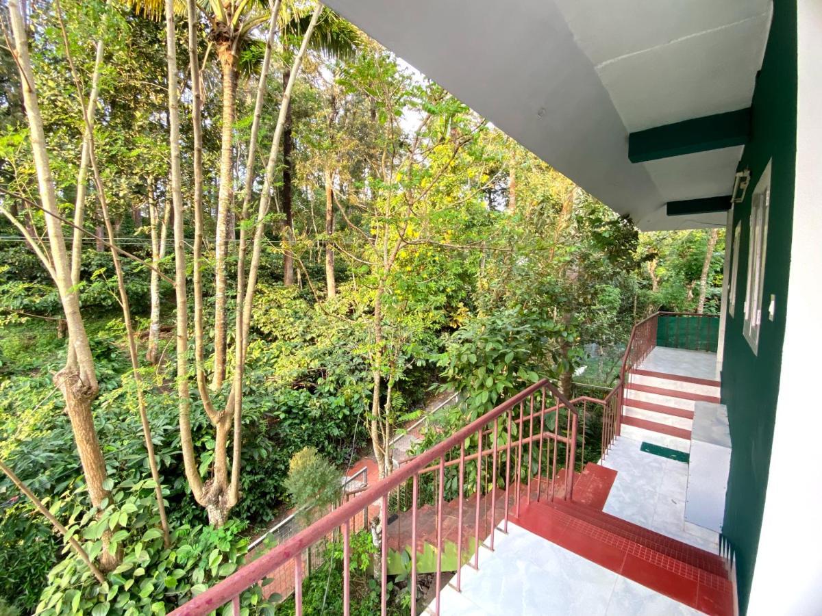 Ammus Homestay Thekkady Exterior foto